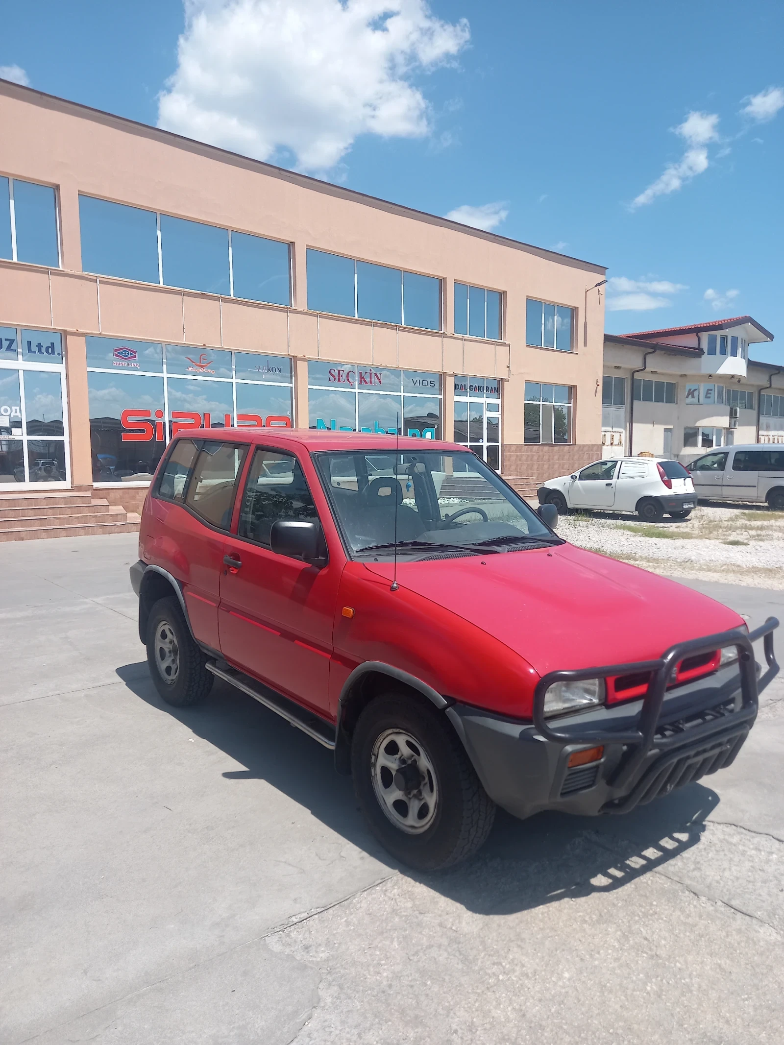 Nissan Terrano R20 2.4 бензин 124кс., снимка 3 - Автомобили и джипове - 54743355