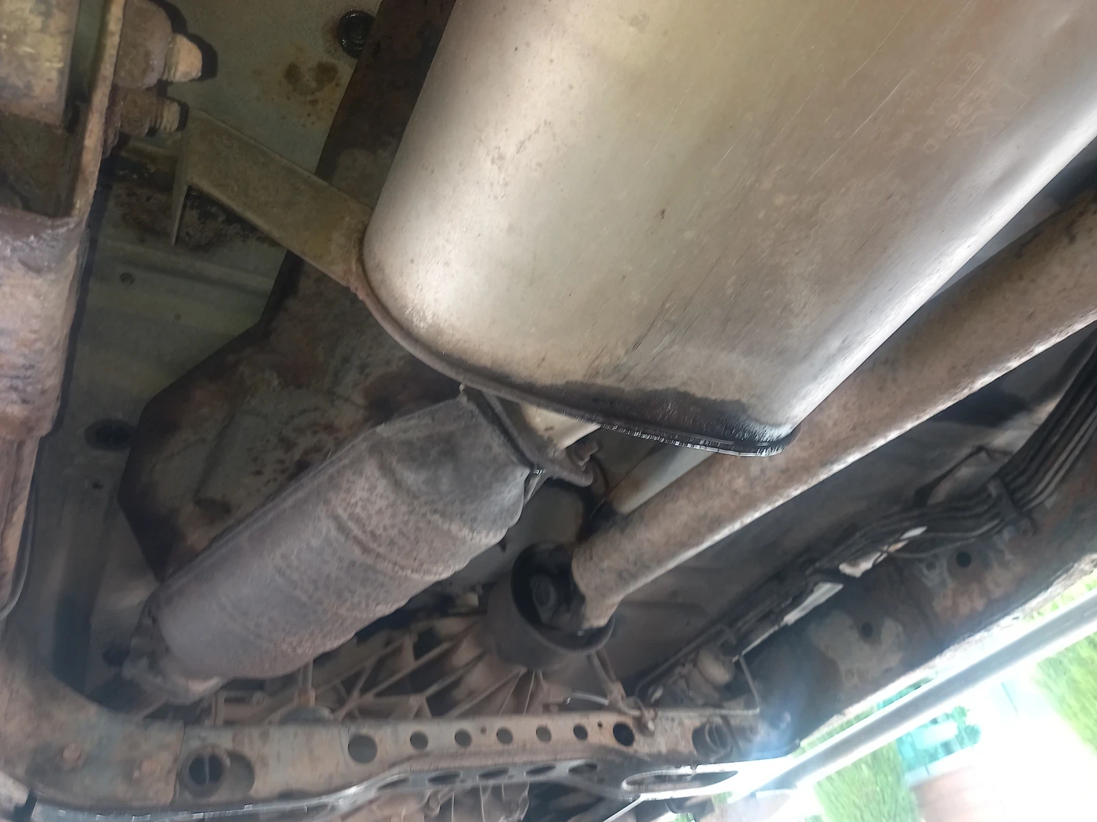 Nissan Terrano 2.4 бензин 124кс., снимка 6 - Автомобили и джипове - 54743355