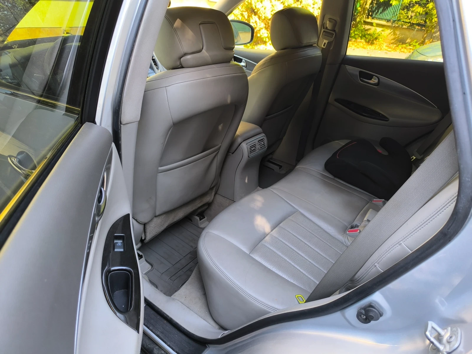 Infiniti Ex37, снимка 11 - Автомобили и джипове - 55419339