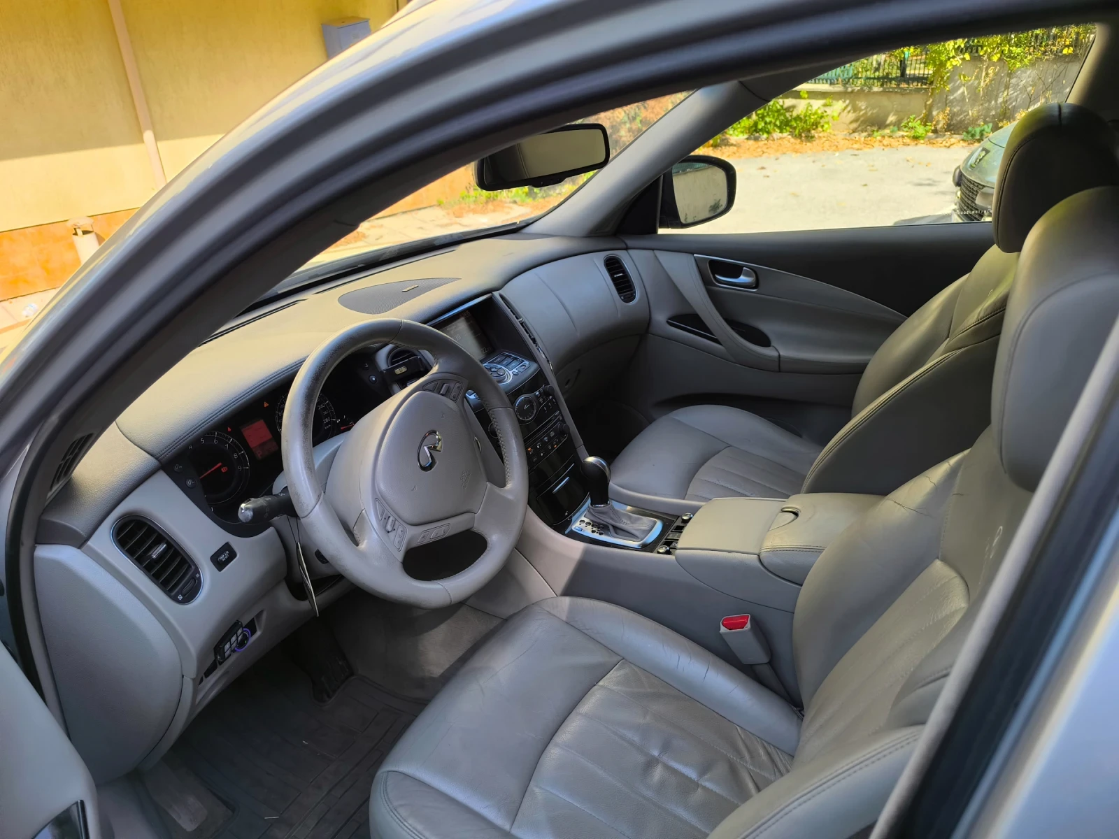 Infiniti Ex37, снимка 12 - Автомобили и джипове - 55419339