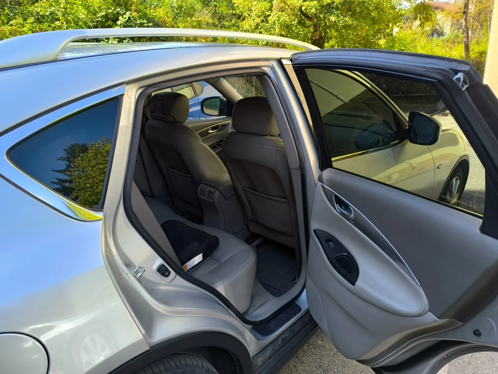 Infiniti Ex37, снимка 10 - Автомобили и джипове - 55419339