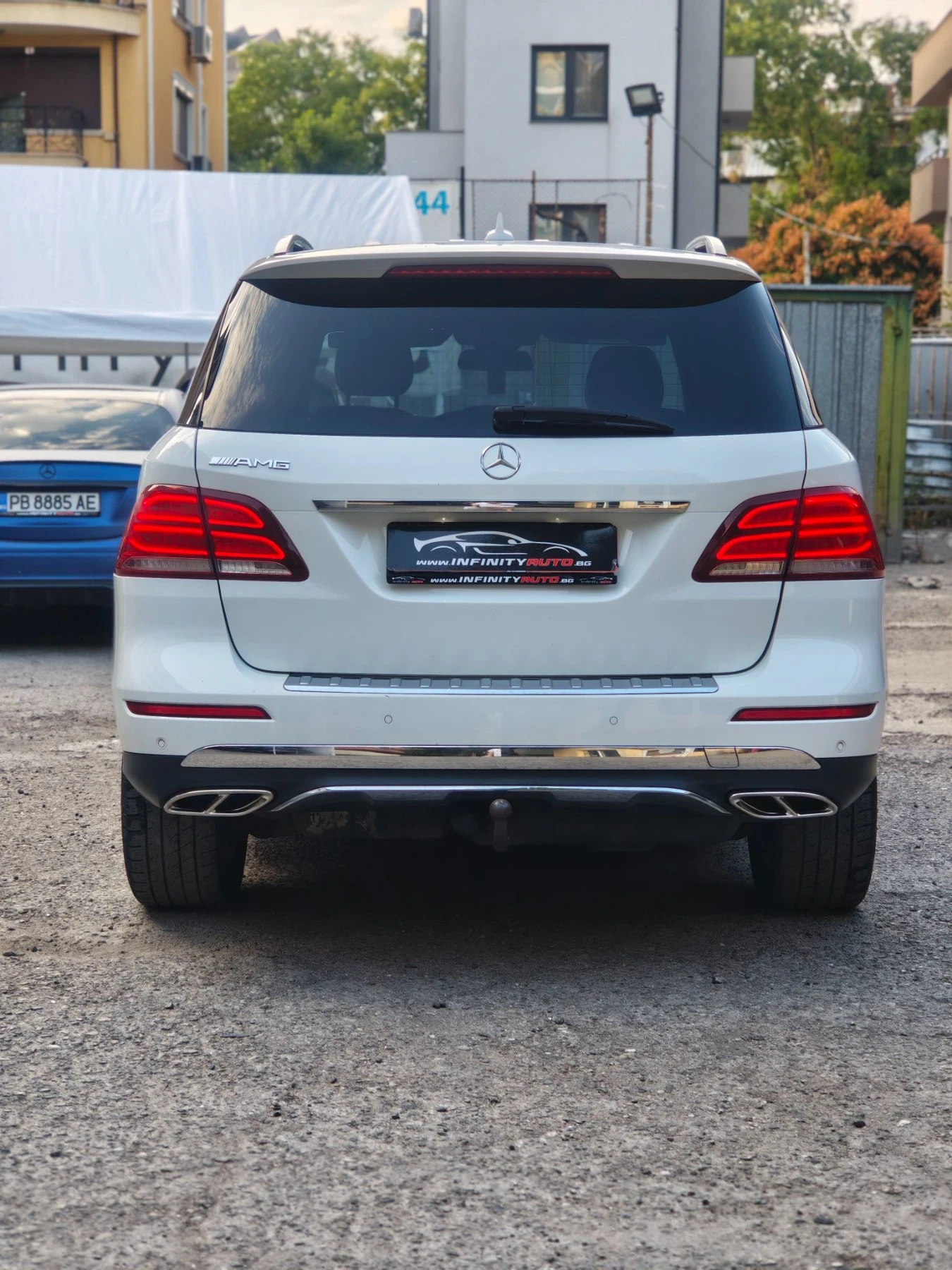 Mercedes-Benz GLE 350 AMG, НАВИ, ПОДГРЕВ, HARMAN KARDON, ФУЛ, снимка 3 - Автомобили и джипове - 55658034