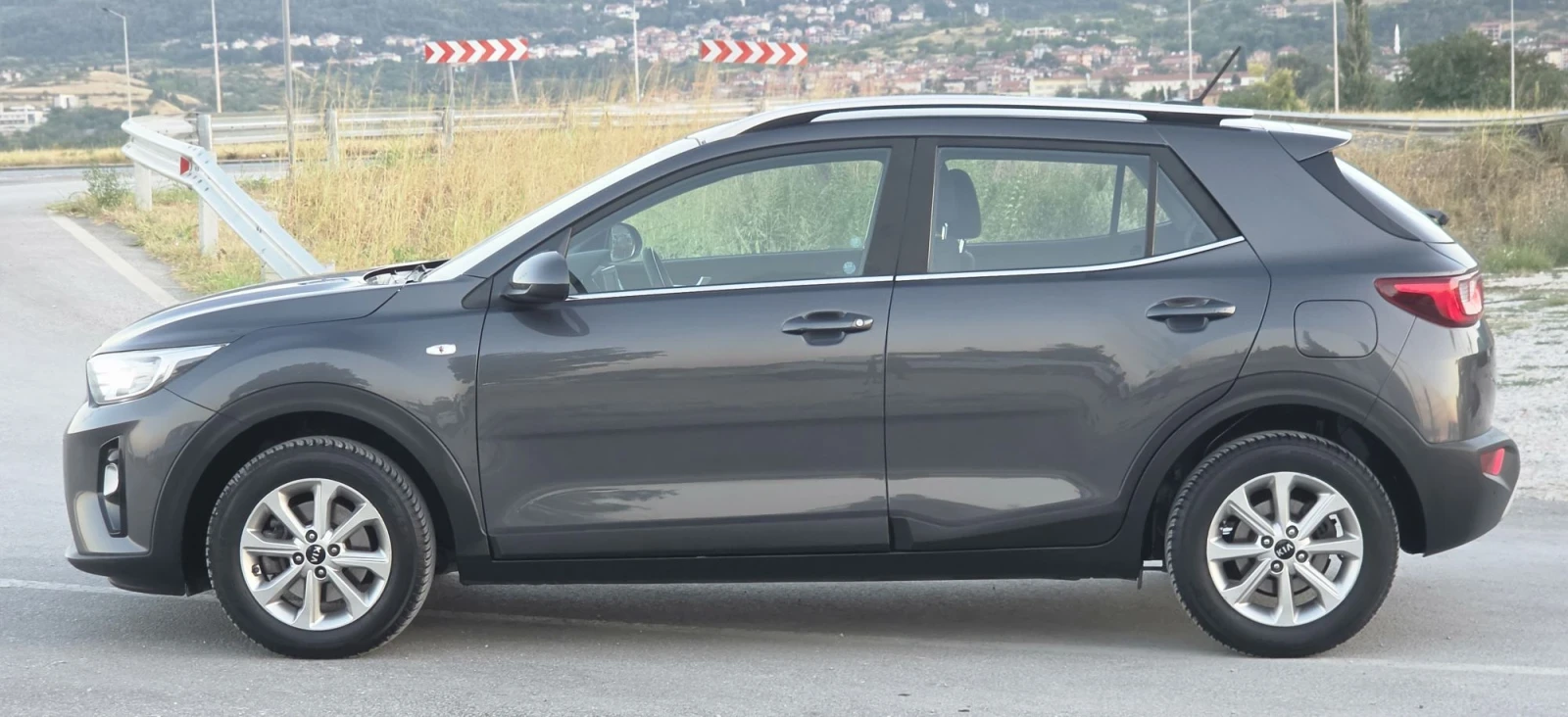 Kia Stonic 1.4 LPG, снимка 5 - Автомобили и джипове - 55847443