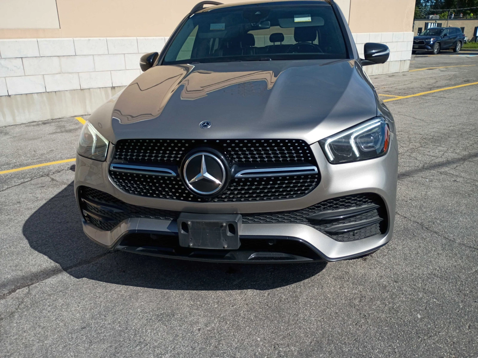 Mercedes-Benz GLE 350 * CARFAX * BURMESTER * ОБДУХВАНЕ * 2 КЛЮЧА * , снимка 6 - Автомобили и джипове - 56066452