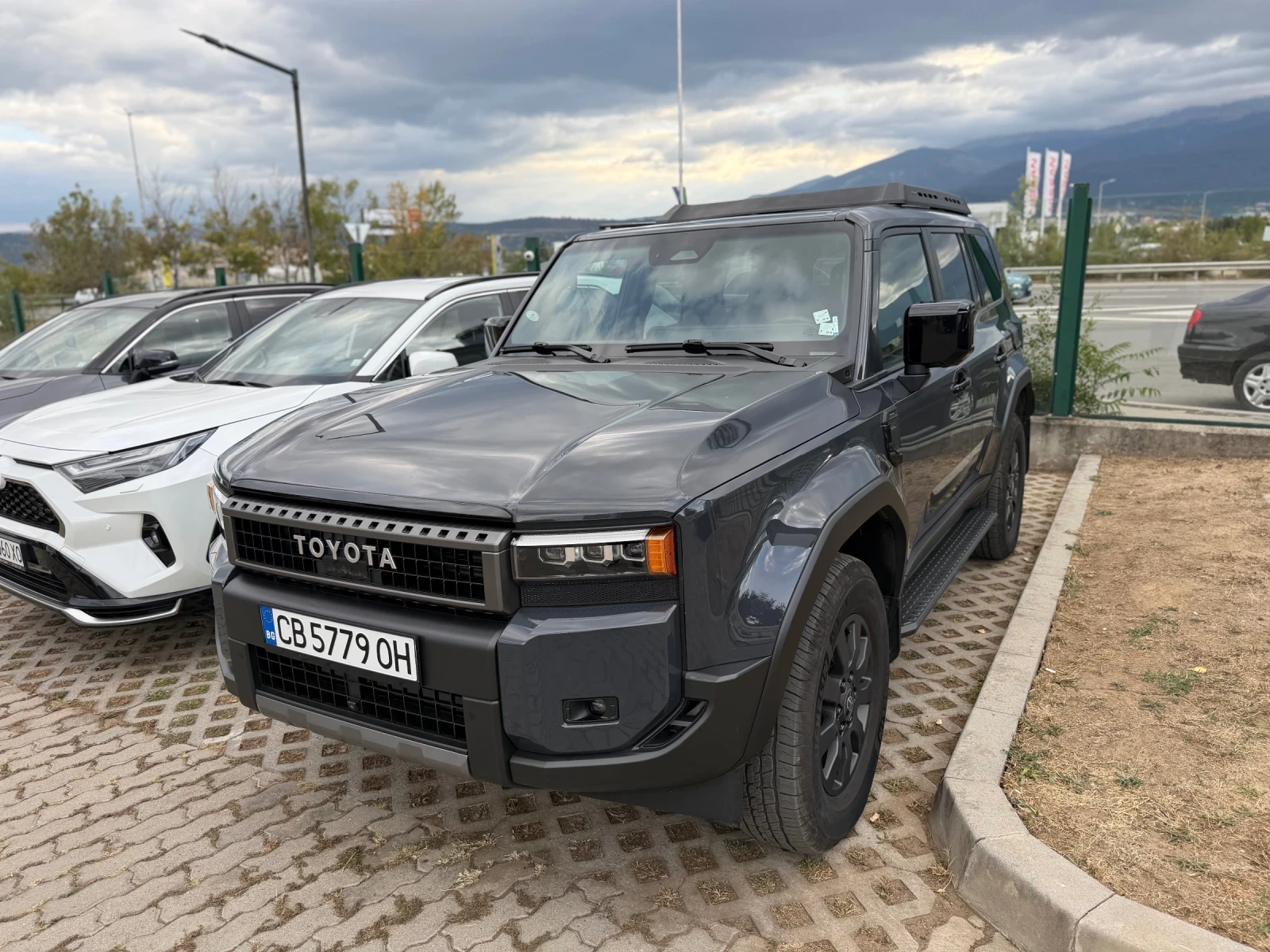 Toyota Land cruiser 250 газ/бензин/електричество