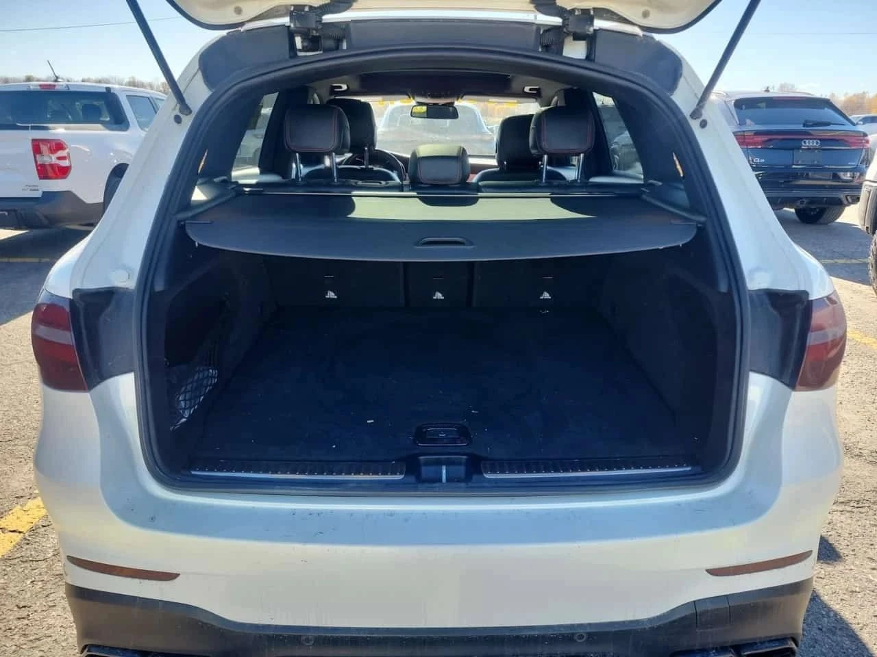 Mercedes-Benz GLC 63 AMG, снимка 13 - Автомобили и джипове - 56690188