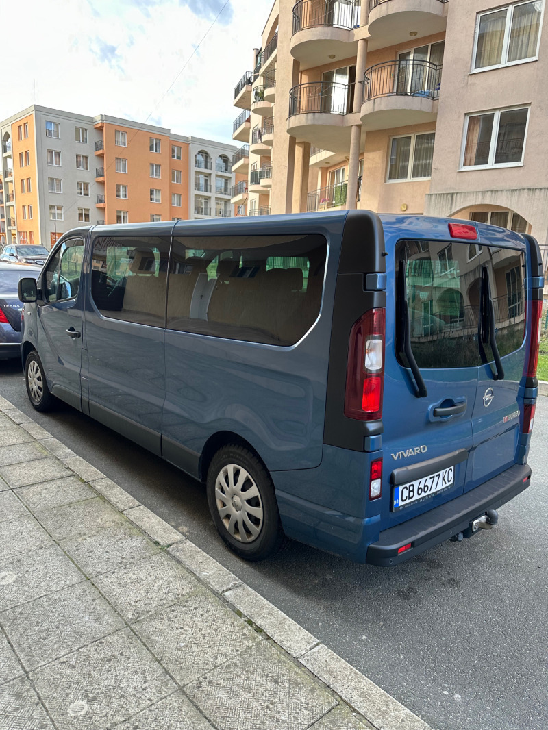 Opel Vivaro 1.6/145к.с Като нов, снимка 3 - Бусове и автобуси - 46261225