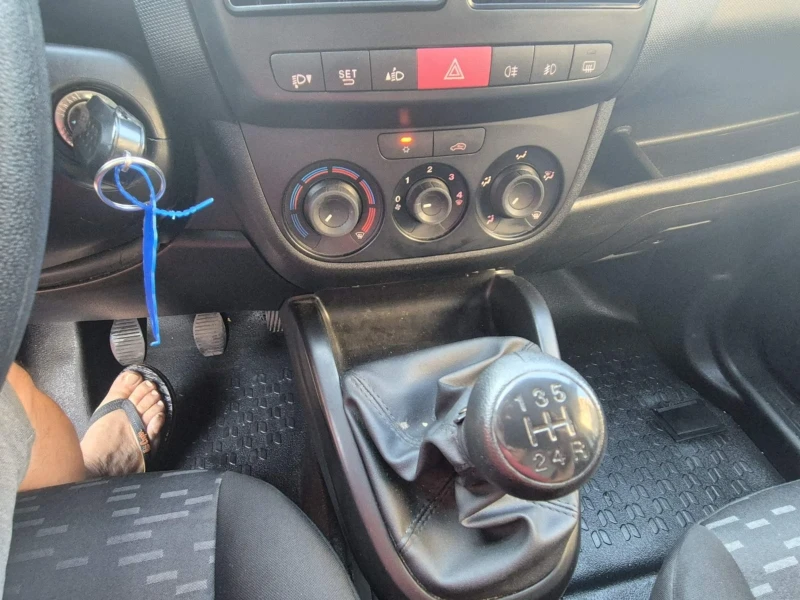 Opel Combo 1.3 CDTI, снимка 14 - Бусове и автобуси - 52689726