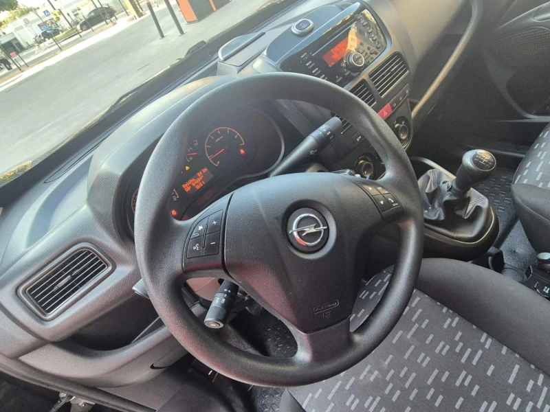 Opel Combo 1.3 CDTI, снимка 12 - Бусове и автобуси - 52689726