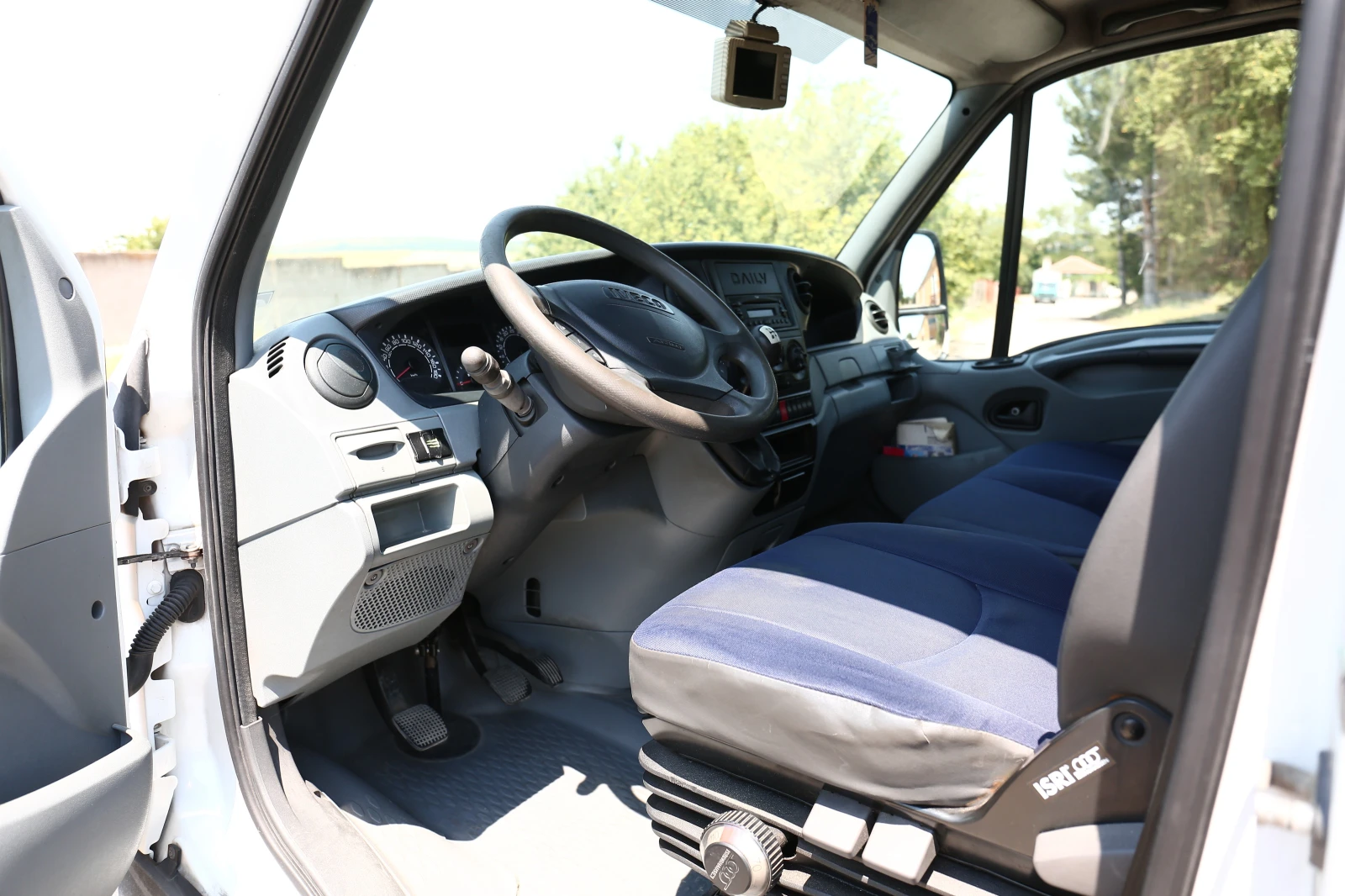 Iveco Daily 35S14, снимка 6 - Бусове и автобуси - 54786811