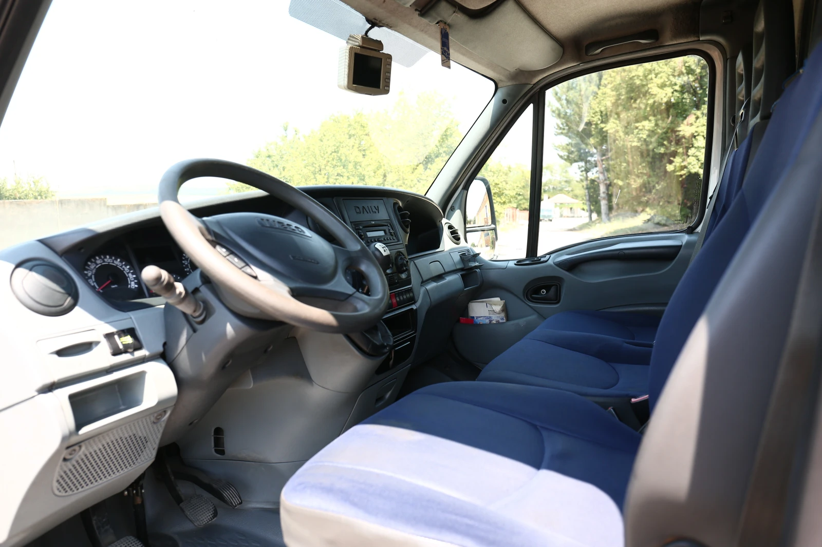 Iveco Daily 35S14, снимка 5 - Бусове и автобуси - 54786811