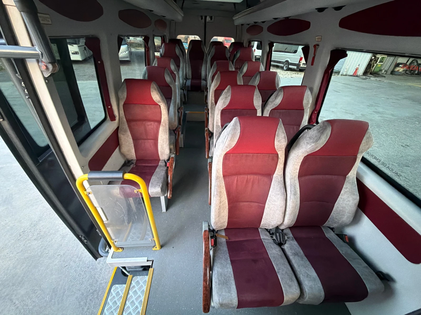 Mercedes-Benz Sprinter 519 Голям багажник V6, снимка 6 - Бусове и автобуси - 55781348