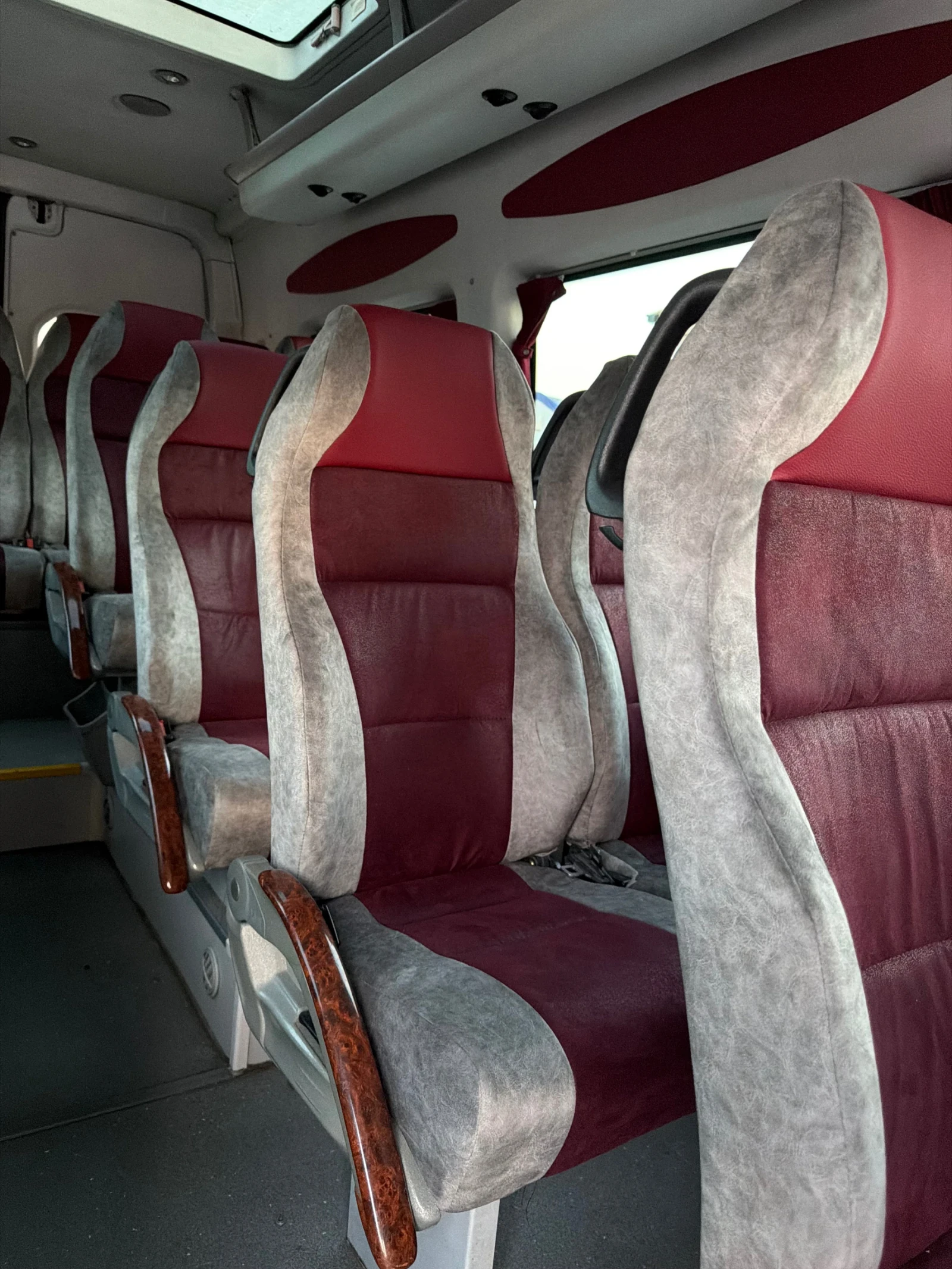 Mercedes-Benz Sprinter 519 Голям багажник V6, снимка 7 - Бусове и автобуси - 55781348