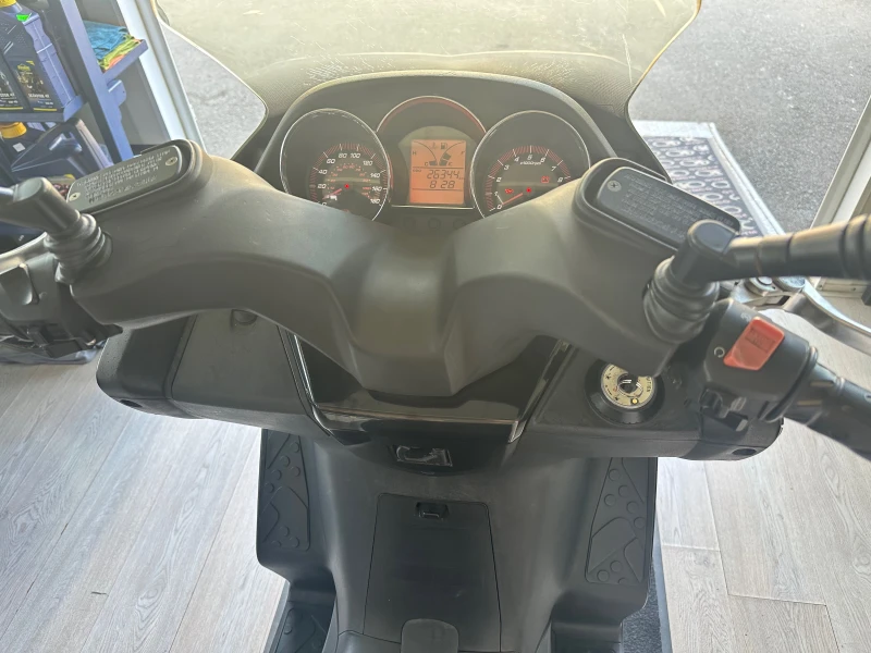 Kymco Downtown 300i 2009г., снимка 2 - Мотоциклети и мототехника - 51213639