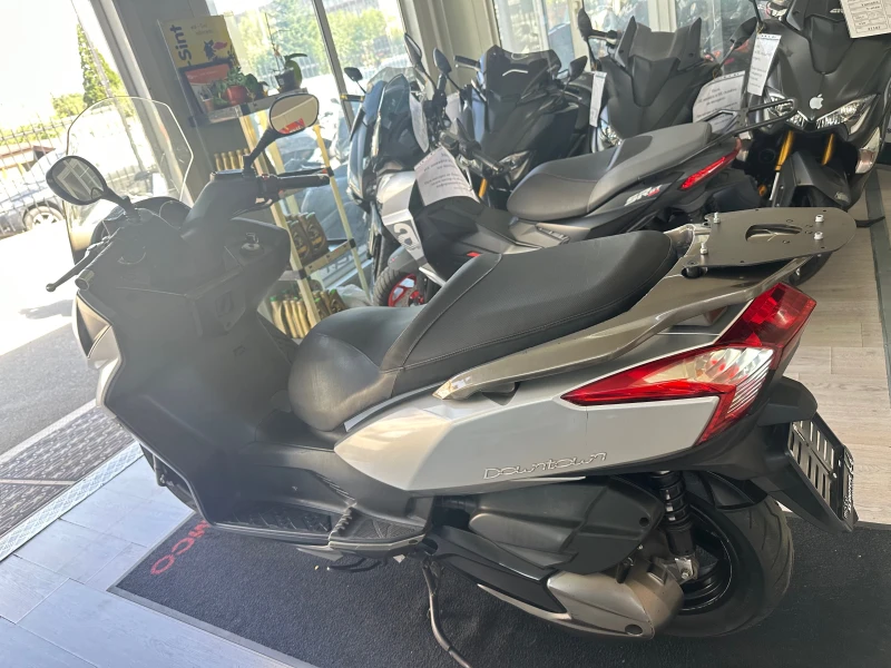 Kymco Downtown 300i 2009г., снимка 15 - Мотоциклети и мототехника - 51213639