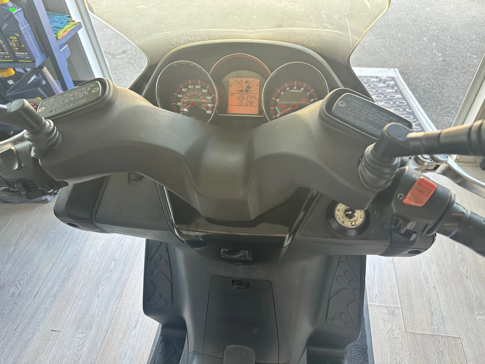 Kymco Downtown 300i 2009г. - изображение 2