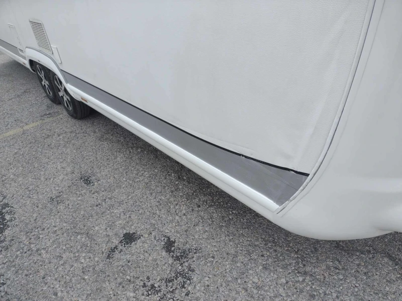 Каравана Hobby  Premium 610 UL, снимка 15 - Каравани и кемпери - 49637770