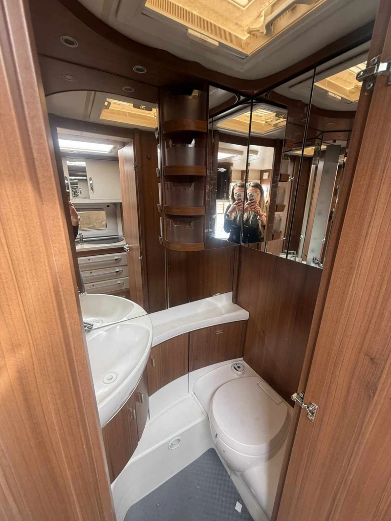 Каравана Hobby  Premium 610 UL, снимка 8 - Каравани и кемпери - 49637770