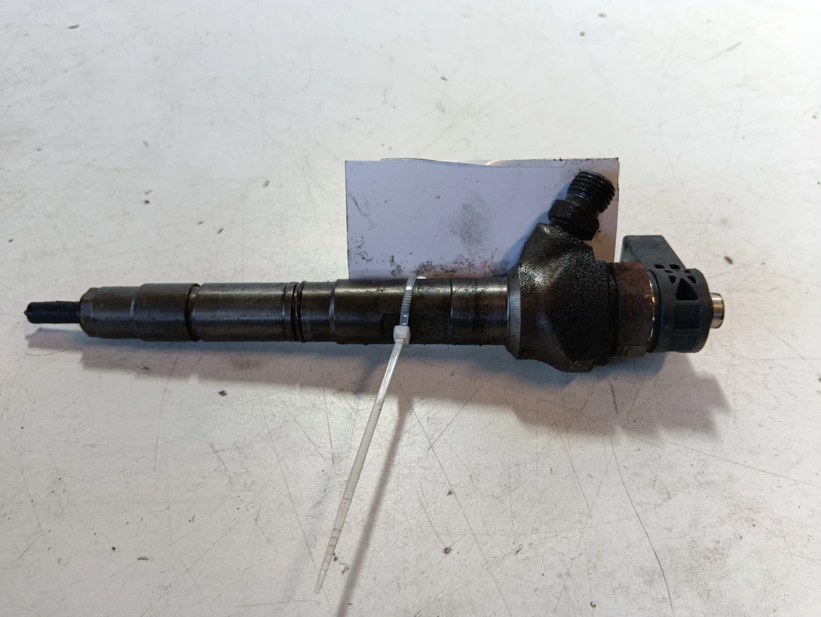 дюза 03L130277J 0445110369 VW Passat