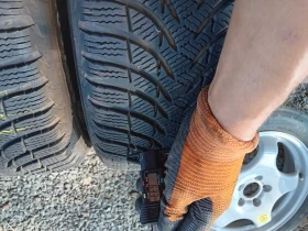Гуми Зимни 215/60R17, снимка 4