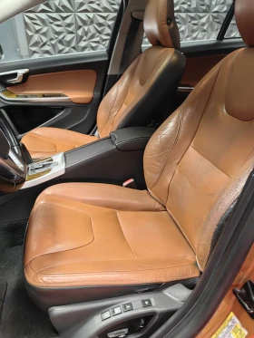 Volvo S60 T6* TURBO* AWD* COMPRESSOR* КОЖА* ПОДГРЕВ* , снимка 7
