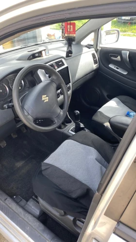 Suzuki Liana, снимка 7