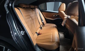 BMW 320 i* M-SPORT* LASER* HEAD-UP* DISTRONIC* ПОДГРЕВ, снимка 17
