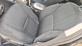 Toyota Auris, снимка 11