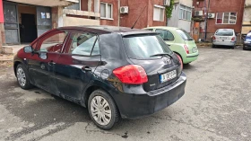 Toyota Auris, снимка 2