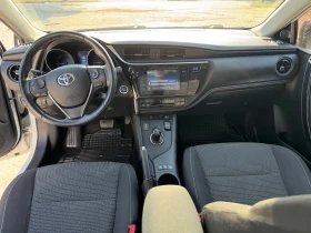 Toyota Auris Hybrid Регистрирана/Обслужена, снимка 7