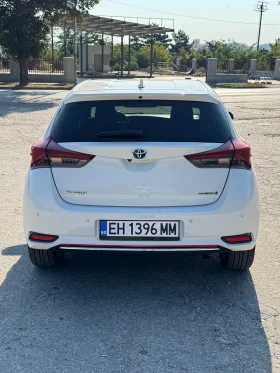 Toyota Auris Hybrid Регистрирана/Обслужена, снимка 6