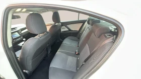 Toyota Avensis 1.6 Valvematic, снимка 9