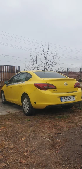 Opel Astra j, снимка 2