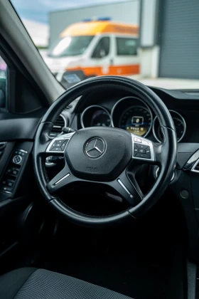 Mercedes-Benz C 220 - 18999 лв. / 9714.03 € - 92056921 8