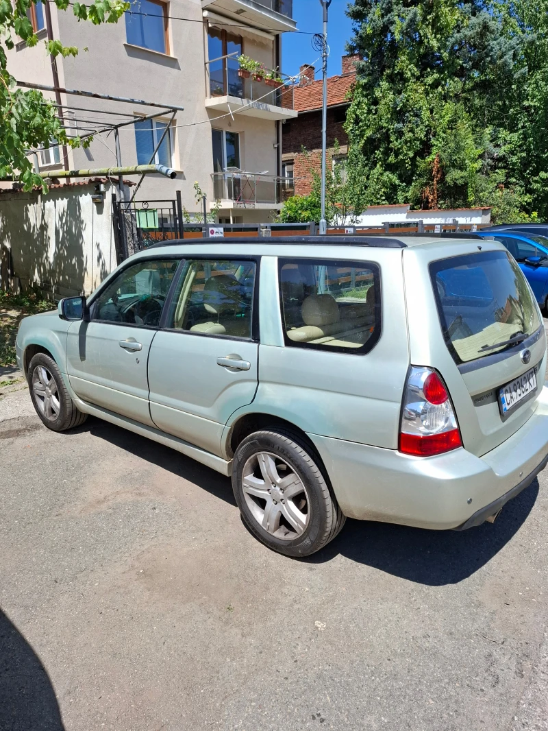 Subaru Forester, снимка 15 - Автомобили и джипове - 47597424