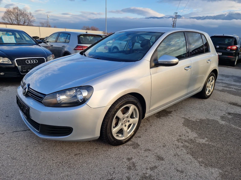 VW Golf 2.0 TDI 6 Скорости!Кожен салон!, снимка 3 - Автомобили и джипове - 48310883