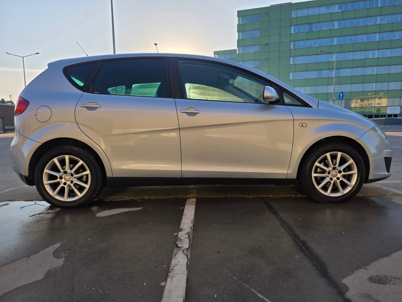 Seat Altea 1.6 TDI, снимка 4 - Автомобили и джипове - 51650287