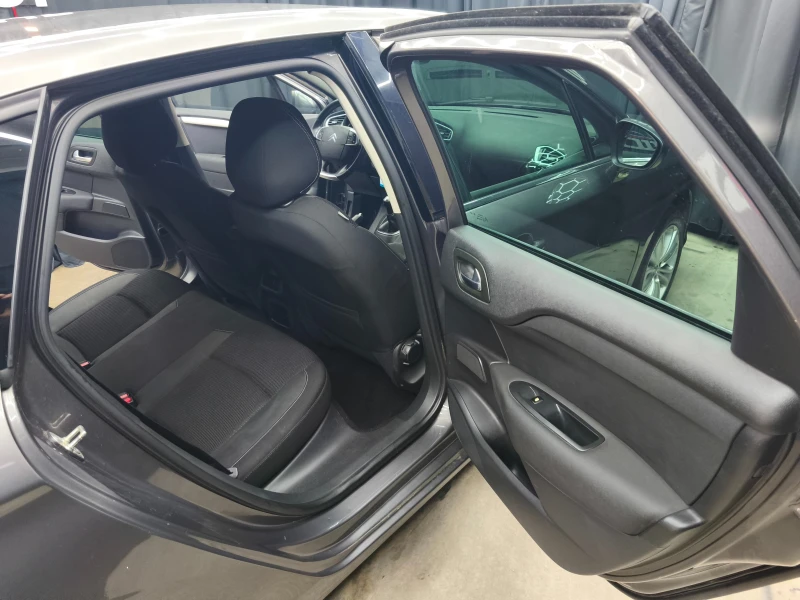Citroen C4 1.6HDI 6c.k * FACE* , снимка 11 - Автомобили и джипове - 52191897
