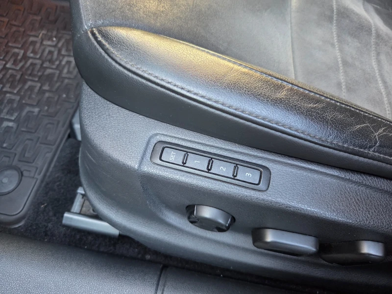 Skoda Octavia 2.0 TDI - 150 Коня - DSG, снимка 14 - Автомобили и джипове - 52330077