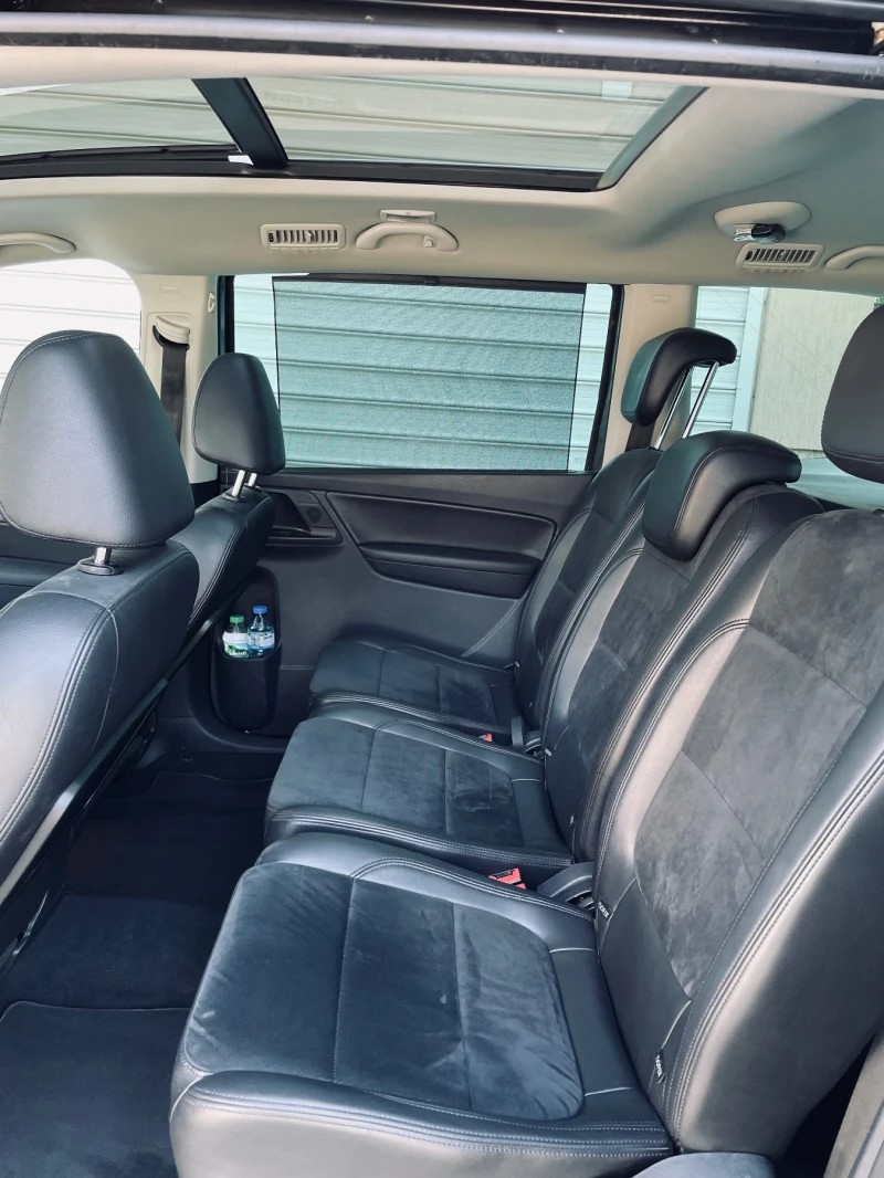 VW Sharan 2.0 TDI, снимка 10 - Автомобили и джипове - 52460397