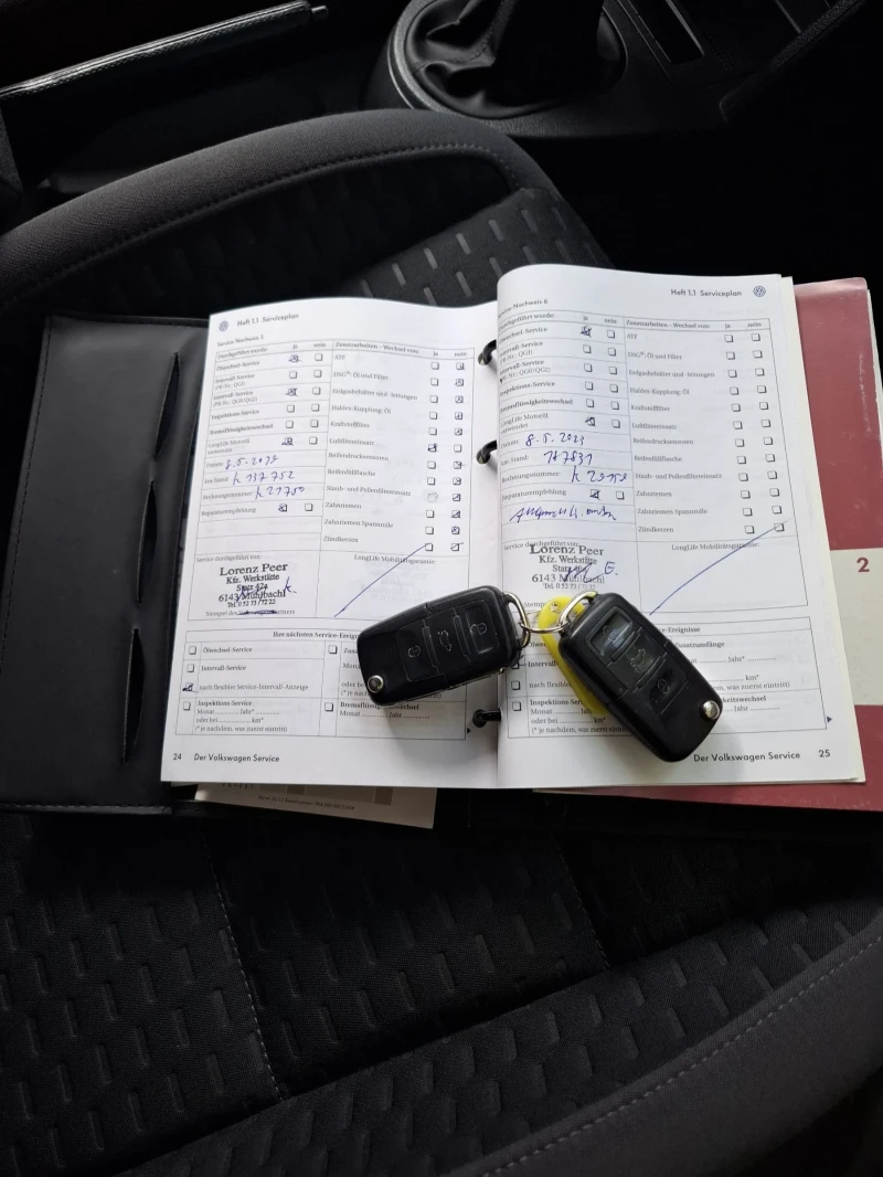 VW Touran 1.9TDI-105ps.Навигация , снимка 14 - Автомобили и джипове - 52604718