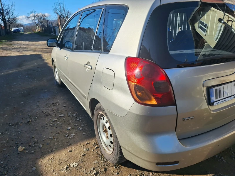 Toyota Corolla verso, снимка 5 - Автомобили и джипове - 52693827