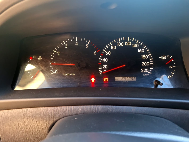 Toyota Corolla verso, снимка 13 - Автомобили и джипове - 52693827