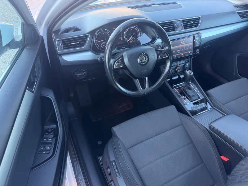 Skoda Superb 2.0TDI* AUT* NAVI* 150ks* TOP, снимка 15 - Автомобили и джипове - 52738982