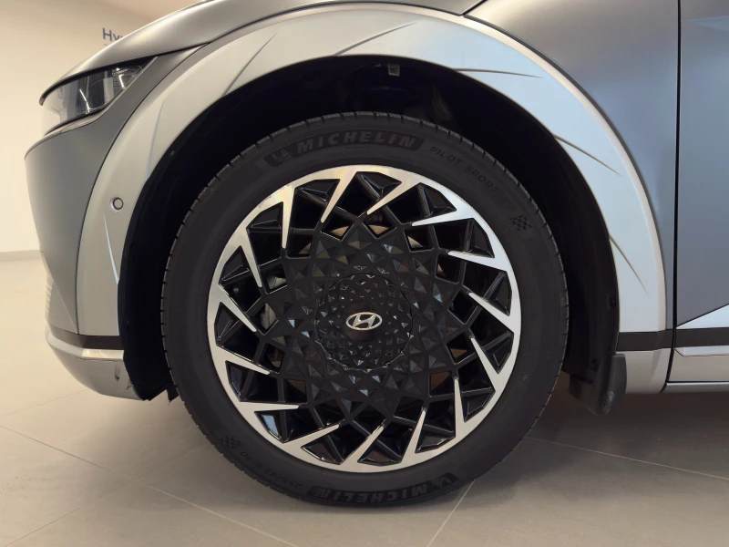 Hyundai Ioniq 5 PREMIUM 73 kWh AWD, снимка 9 - Автомобили и джипове - 52830270