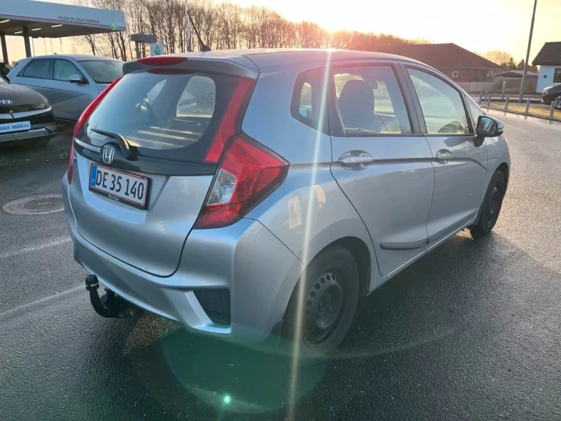Honda Jazz 1.3 benzin 102ps, снимка 2 - Автомобили и джипове - 53059494