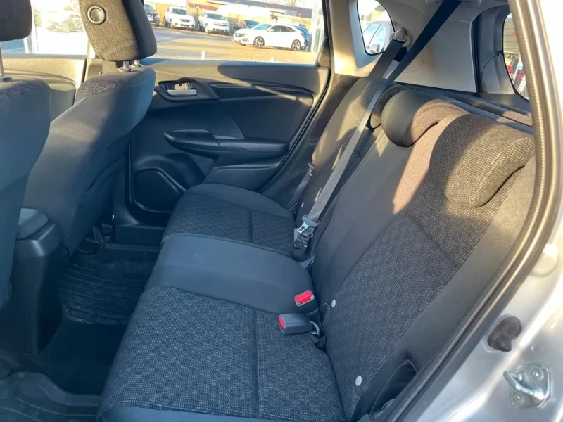 Honda Jazz 1.3 benzin 102ps, снимка 6 - Автомобили и джипове - 53059494