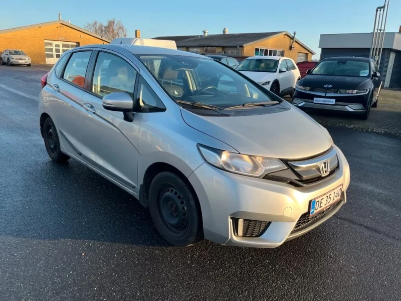 Honda Jazz 1.3 benzin 102ps, снимка 4 - Автомобили и джипове - 53059494
