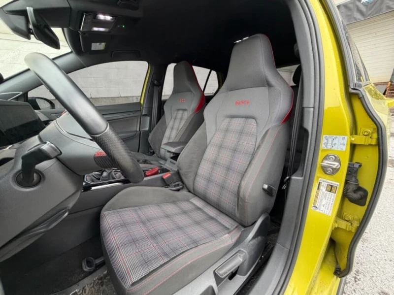 VW Golf GTI 40th Anniversary * АвтоКредит* * ЦЕНА ДО БГ* , снимка 7 - Автомобили и джипове - 53447064