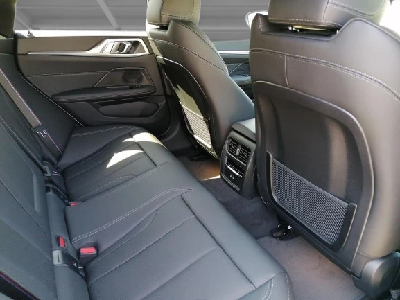 BMW i4 eDrive 35 Gran Coupe = M-Sport =  | Mobile.bg   11